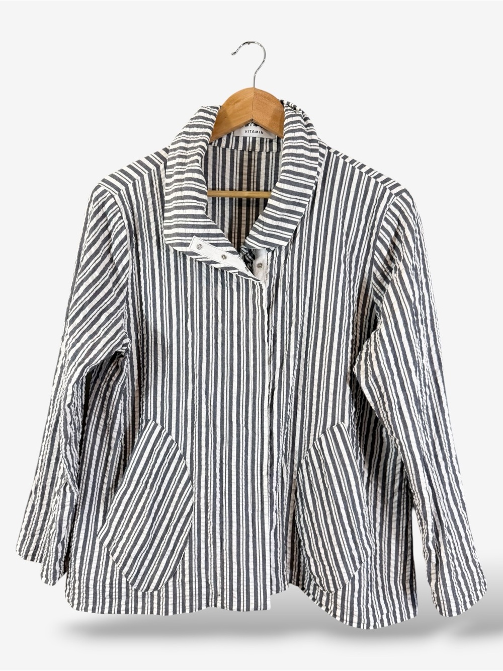 Lagenlook Shirt Jacket Size L Gray White Stripe Snap Button Front Pocket Casual